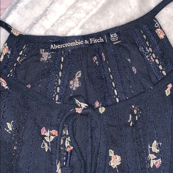 Abercrombie & Fitch Blouse - Picture 4 of 6